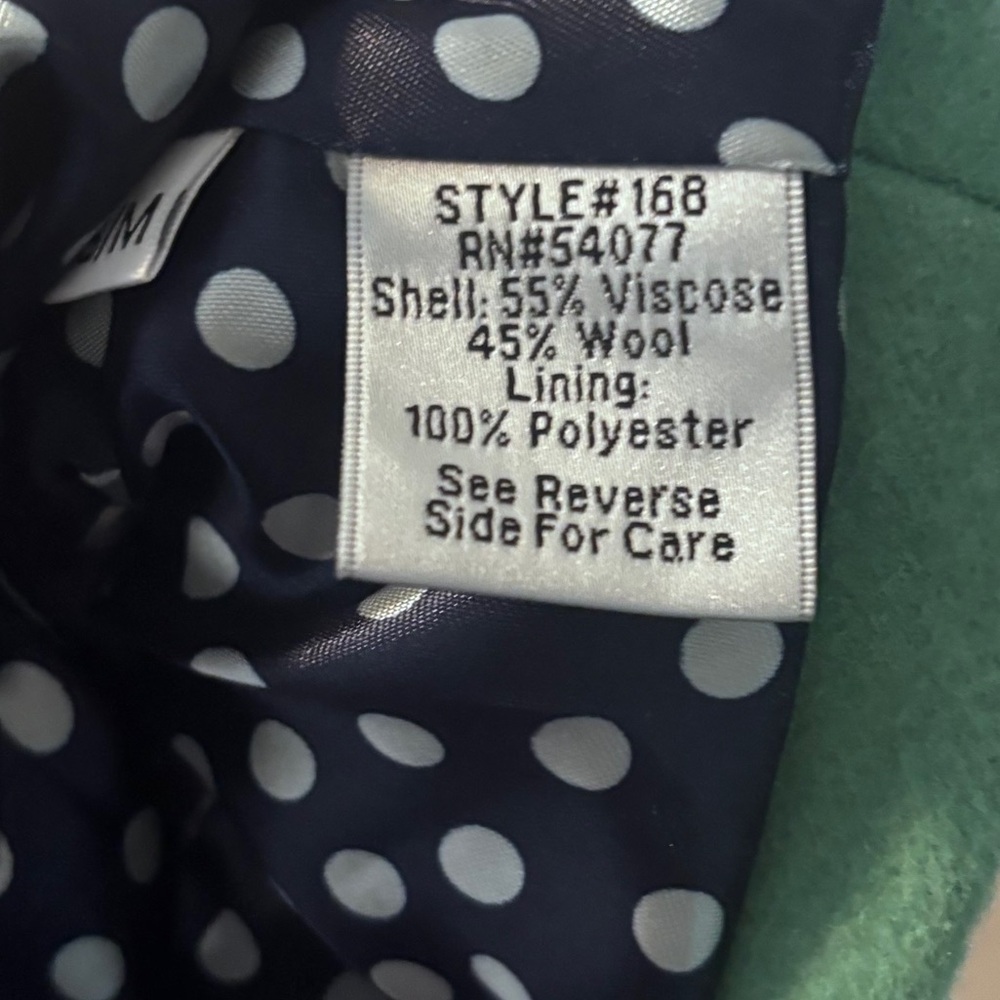 NWT Cabi Carriage House Green Cape
Size: Small /Medium - Picture 8 of 8